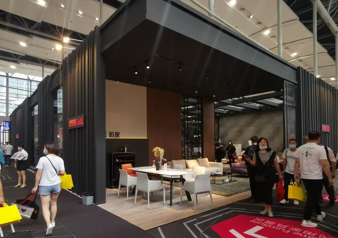 該如何設計搭建大型展臺？如何設計搭建一個小展臺？