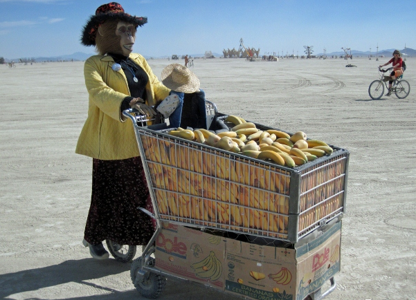 火人節的禮品經濟